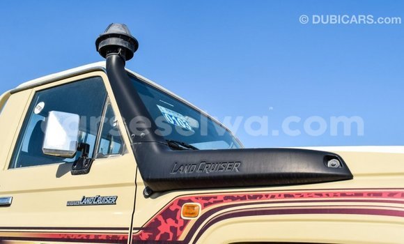Buy Import Toyota Land Cruiser Beige Car in Import - Dubai in East Mahé Buy Import Toyota Land Cruiser Beige Car in Import - Dubai in East Mahé