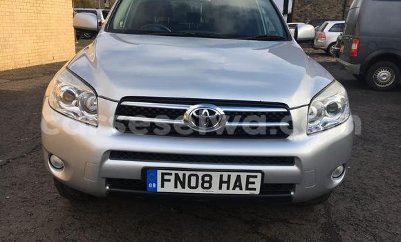 Acheter Occasion Voiture Toyota RAV4 Gris à Beau Vallon, Nord Mahé Acheter Occasion Voiture Toyota RAV4 Gris à Beau Vallon, Nord Mahé