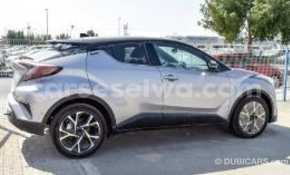 Acheter Import Voiture Toyota C-HR Autre à Import - Dubai, East Mahé Acheter Import Voiture Toyota C-HR Autre à Import - Dubai, East Mahé