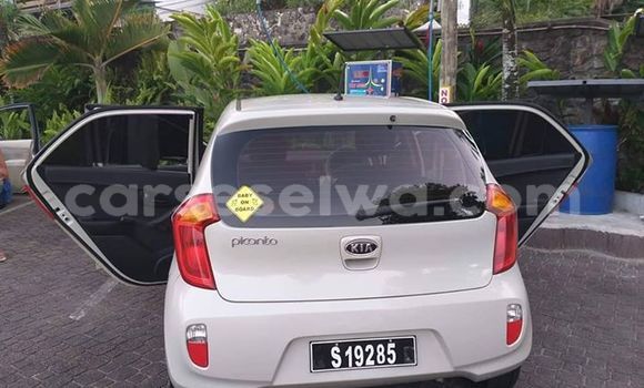 Acheter Occasion Voiture Kia Picanto Blanc à Beau Vallon, Nord Mahé Acheter Occasion Voiture Kia Picanto Blanc à Beau Vallon, Nord Mahé