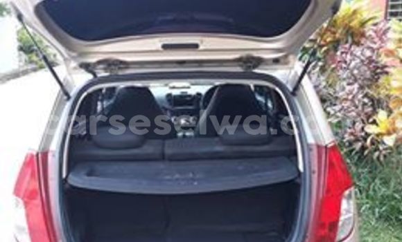 Acheter Occasion Voiture Hyundai i10 Gris à Beau Vallon, Nord Mahé Acheter Occasion Voiture Hyundai i10 Gris à Beau Vallon, Nord Mahé