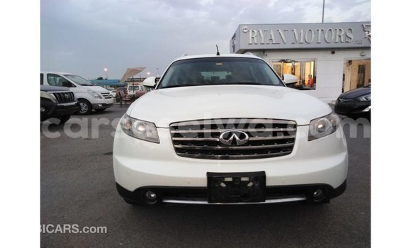 Acheter Import Voiture Infiniti FX Blanc à Import - Dubai, East Mahé Acheter Import Voiture Infiniti FX Blanc à Import - Dubai, East Mahé