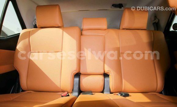 Acheter Import Voiture Toyota Fortuner Autre à Import - Dubai, East Mahé Acheter Import Voiture Toyota Fortuner Autre à Import - Dubai, East Mahé