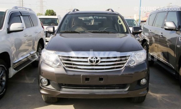 Acheter Import Voiture Toyota Fortuner Autre à Import - Dubai, East Mahé Acheter Import Voiture Toyota Fortuner Autre à Import - Dubai, East Mahé
