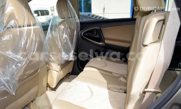 Acheter Import Utilitaire Toyota Ade Autre à Import - Dubai, East Mahé Acheter Import Utilitaire Toyota Ade Autre à Import - Dubai, East Mahé