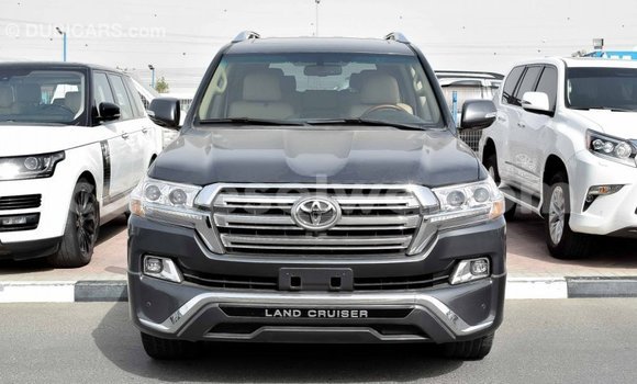 Acheter Import Voiture Toyota Land Cruiser Autre à Import - Dubai, East Mahé Acheter Import Voiture Toyota Land Cruiser Autre à Import - Dubai, East Mahé