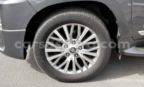 Acheter Import Voiture Toyota Land Cruiser Autre à Import - Dubai, East Mahé Acheter Import Voiture Toyota Land Cruiser Autre à Import - Dubai, East Mahé