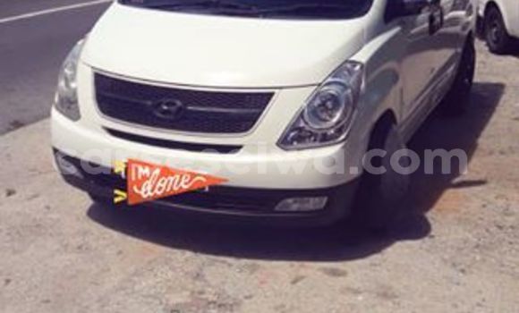 Buy Used Hyundai H1 White Car in Anse Aux Pins in East Mahé Buy Used Hyundai H1 White Car in Anse Aux Pins in East Mahé