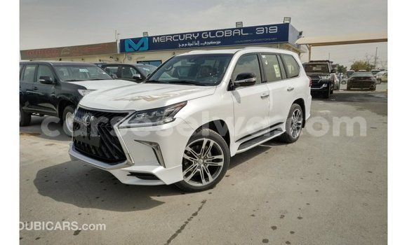 Acheter Import Voiture Lexus LX Blanc à Import - Dubai, East Mahé Acheter Import Voiture Lexus LX Blanc à Import - Dubai, East Mahé