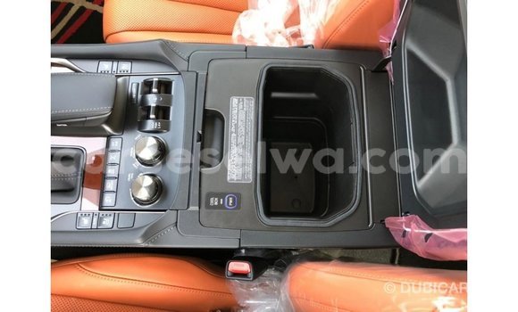 Acheter Import Voiture Lexus LX Blanc à Import - Dubai, East Mahé Acheter Import Voiture Lexus LX Blanc à Import - Dubai, East Mahé