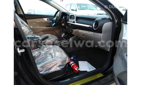 Acheter Import Voiture Kia Cerato Noir à Import - Dubai, East Mahé Acheter Import Voiture Kia Cerato Noir à Import - Dubai, East Mahé