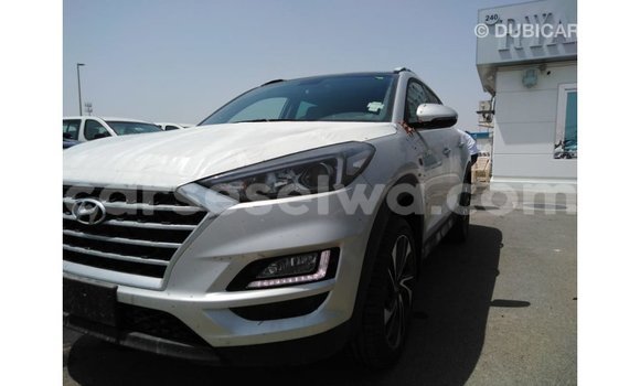 Buy Import Hyundai Tucson Other Car in Import - Dubai in East Mahé Buy Import Hyundai Tucson Other Car in Import - Dubai in East Mahé