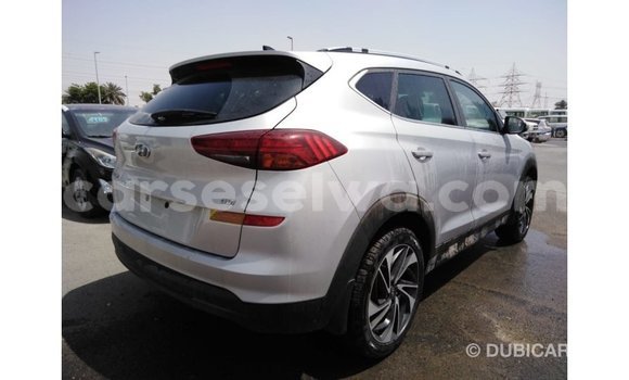Buy Import Hyundai Tucson Other Car in Import - Dubai in East Mahé Buy Import Hyundai Tucson Other Car in Import - Dubai in East Mahé
