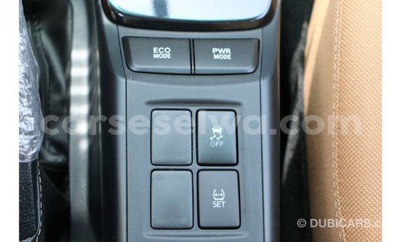 Acheter Import Voiture Toyota Fortuner Noir à Import - Dubai, East Mahé Acheter Import Voiture Toyota Fortuner Noir à Import - Dubai, East Mahé