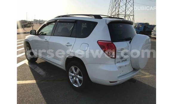Acheter Import Utilitaire Toyota Ade Blanc à Import - Dubai, East Mahé Acheter Import Utilitaire Toyota Ade Blanc à Import - Dubai, East Mahé