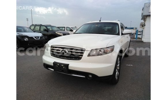 Acheter Import Voiture Infiniti FX Blanc à Import - Dubai, East Mahé Acheter Import Voiture Infiniti FX Blanc à Import - Dubai, East Mahé
