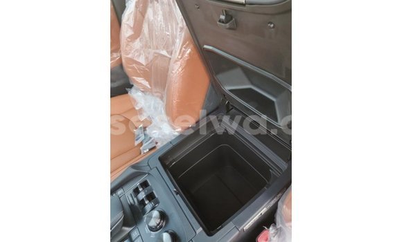 Acheter Import Voiture Lexus LX Blanc à Import - Dubai, East Mahé Acheter Import Voiture Lexus LX Blanc à Import - Dubai, East Mahé