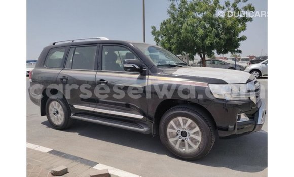 Buy Import Toyota Land Cruiser Black Car in Import - Dubai in East Mahé Buy Import Toyota Land Cruiser Black Car in Import - Dubai in East Mahé