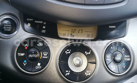 Acheter Occasion Voiture Toyota RAV4 Noir à Cascade, Cascade Acheter Occasion Voiture Toyota RAV4 Noir à Cascade, Cascade