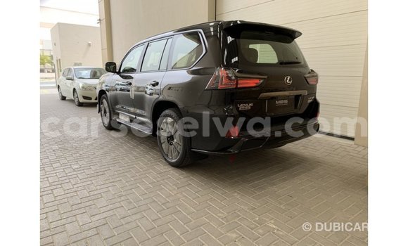 Acheter Import Voiture Lexus LX Noir à Import - Dubai, East Mahé Acheter Import Voiture Lexus LX Noir à Import - Dubai, East Mahé