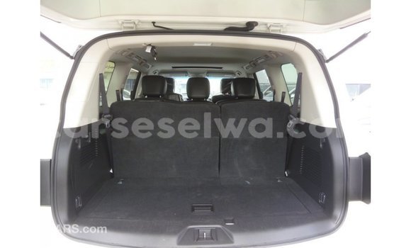 Buy Import Nissan Patrol White Car in Import - Dubai in East Mahé Buy Import Nissan Patrol White Car in Import - Dubai in East Mahé