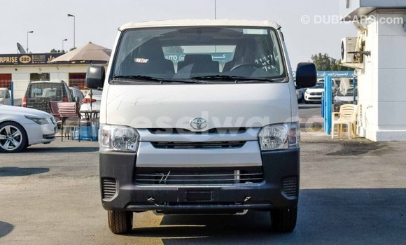 Buy Import Toyota Hiace White Car in Import - Dubai in East Mahé Buy Import Toyota Hiace White Car in Import - Dubai in East Mahé