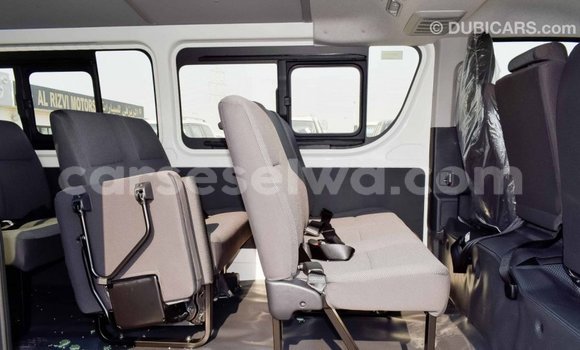 Buy Import Toyota Hiace White Car in Import - Dubai in East Mahé Buy Import Toyota Hiace White Car in Import - Dubai in East Mahé