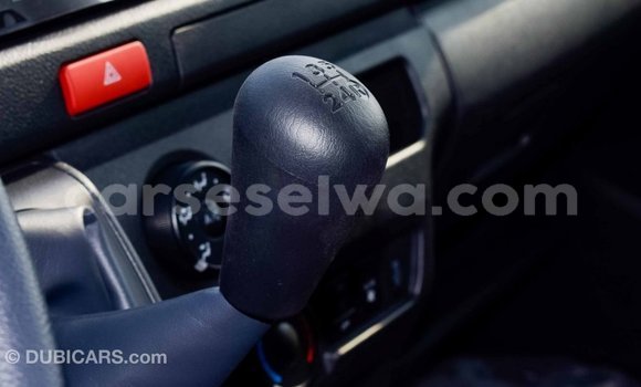 Buy Import Toyota Hiace White Car in Import - Dubai in East Mahé Buy Import Toyota Hiace White Car in Import - Dubai in East Mahé