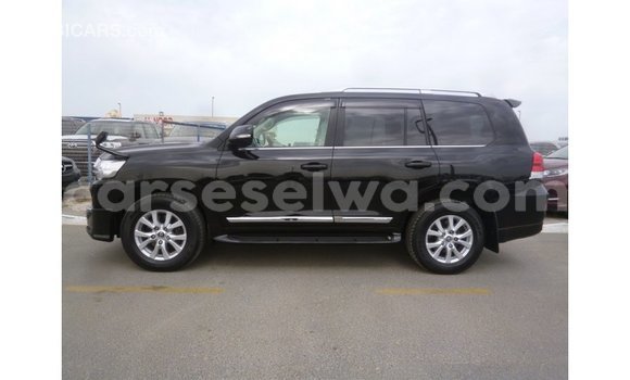 Buy Import Toyota Land Cruiser Black Car in Import - Dubai in East Mahé Buy Import Toyota Land Cruiser Black Car in Import - Dubai in East Mahé