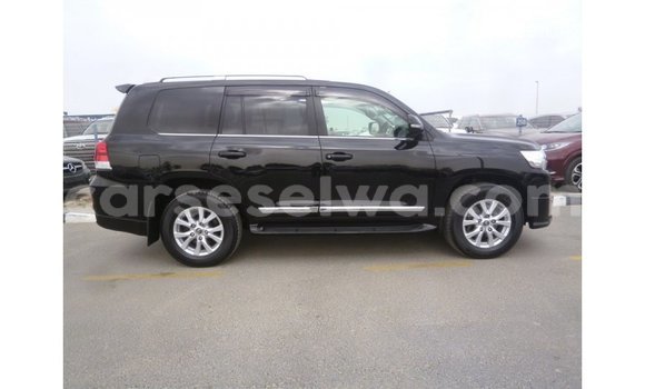 Buy Import Toyota Land Cruiser Black Car in Import - Dubai in East Mahé Buy Import Toyota Land Cruiser Black Car in Import - Dubai in East Mahé