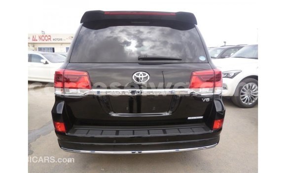 Buy Import Toyota Land Cruiser Black Car in Import - Dubai in East Mahé Buy Import Toyota Land Cruiser Black Car in Import - Dubai in East Mahé