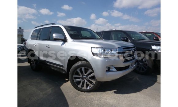 Buy Import Toyota Land Cruiser Other Car in Import - Dubai in East Mahé Buy Import Toyota Land Cruiser Other Car in Import - Dubai in East Mahé