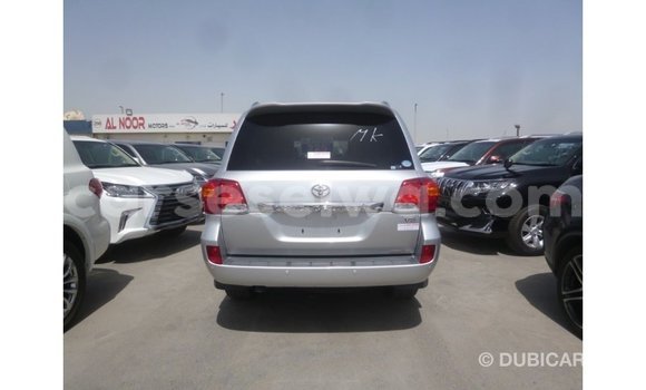 Buy Import Toyota Land Cruiser Other Car in Import - Dubai in East Mahé Buy Import Toyota Land Cruiser Other Car in Import - Dubai in East Mahé