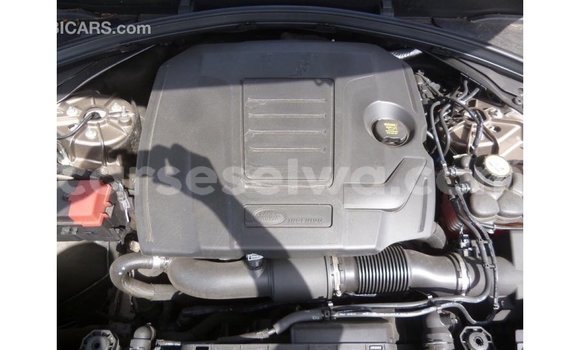 Acheter Import Voiture Land Rover Range Rover Marron à Import - Dubai, East Mahé Acheter Import Voiture Land Rover Range Rover Marron à Import - Dubai, East Mahé