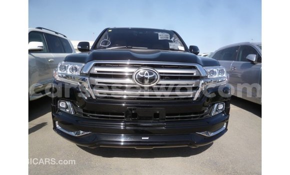 Acheter Import Voiture Toyota Land Cruiser Noir à Import - Dubai, East Mahé Acheter Import Voiture Toyota Land Cruiser Noir à Import - Dubai, East Mahé