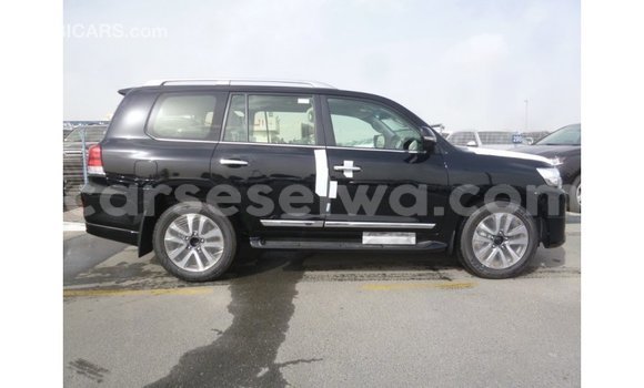 Buy Import Toyota Land Cruiser Black Car in Import - Dubai in East Mahé Buy Import Toyota Land Cruiser Black Car in Import - Dubai in East Mahé