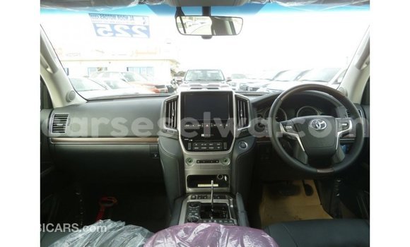 Buy Import Toyota Land Cruiser Black Car in Import - Dubai in East Mahé Buy Import Toyota Land Cruiser Black Car in Import - Dubai in East Mahé