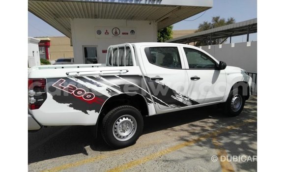 Buy Import Mitsubishi L200 White Car in Import - Dubai in East Mahé Buy Import Mitsubishi L200 White Car in Import - Dubai in East Mahé