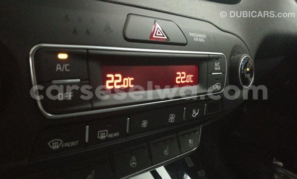 Acheter Import Voiture Kia Sorento Marron à Import - Dubai, East Mahé Acheter Import Voiture Kia Sorento Marron à Import - Dubai, East Mahé