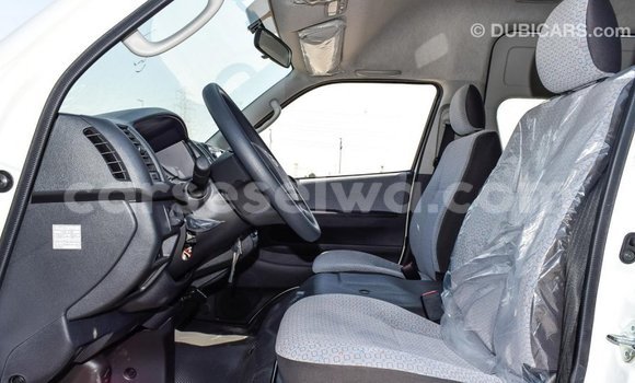 Buy Import Toyota Hiace White Car in Import - Dubai in East Mahé Buy Import Toyota Hiace White Car in Import - Dubai in East Mahé