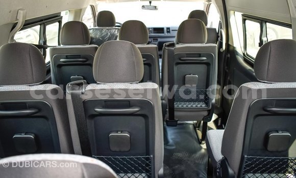 Buy Import Toyota Hiace White Car in Import - Dubai in East Mahé Buy Import Toyota Hiace White Car in Import - Dubai in East Mahé