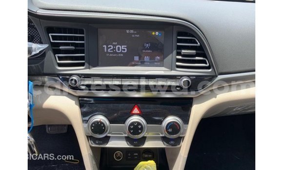 Buy Import Hyundai Elantra White Car in Import - Dubai in East Mahé Buy Import Hyundai Elantra White Car in Import - Dubai in East Mahé