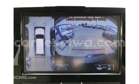 Acheter Import Voiture Toyota Land Cruiser Noir à Import - Dubai, East Mahé Acheter Import Voiture Toyota Land Cruiser Noir à Import - Dubai, East Mahé