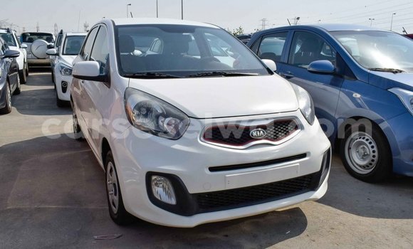 Acheter Import Voiture Kia Picanto Blanc à Import - Dubai, East Mahé Acheter Import Voiture Kia Picanto Blanc à Import - Dubai, East Mahé