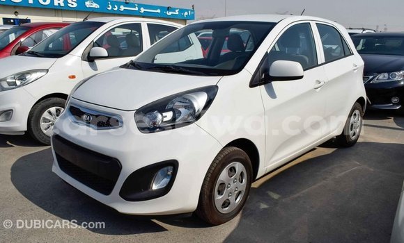 Acheter Import Voiture Kia Picanto Blanc à Import - Dubai, East Mahé Acheter Import Voiture Kia Picanto Blanc à Import - Dubai, East Mahé