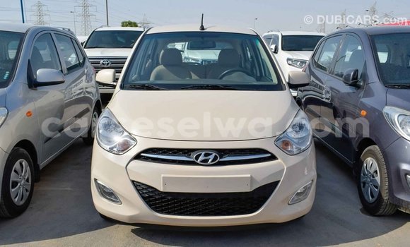 Acheter Import Voiture Hyundai i10 Beige à Import - Dubai, East Mahé Acheter Import Voiture Hyundai i10 Beige à Import - Dubai, East Mahé