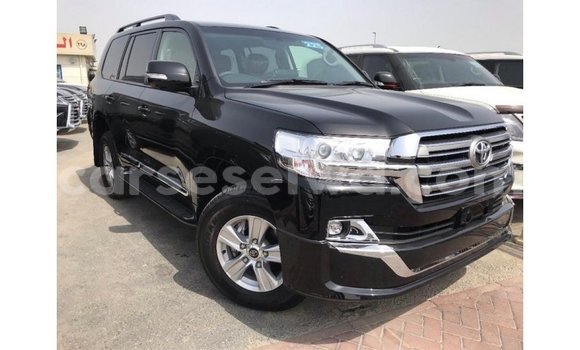 Buy Import Toyota Land Cruiser Black Car in Import - Dubai in East Mahé Buy Import Toyota Land Cruiser Black Car in Import - Dubai in East Mahé