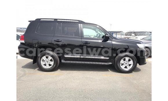 Buy Import Toyota Land Cruiser Black Car in Import - Dubai in East Mahé Buy Import Toyota Land Cruiser Black Car in Import - Dubai in East Mahé