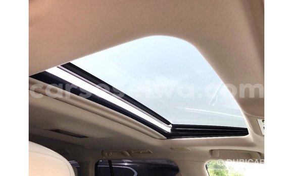 Buy Import Toyota Land Cruiser White Car in Import - Dubai in East Mahé Buy Import Toyota Land Cruiser White Car in Import - Dubai in East Mahé