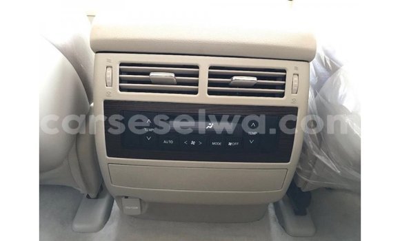 Buy Import Toyota Land Cruiser Other Car in Import - Dubai in East Mahé Buy Import Toyota Land Cruiser Other Car in Import - Dubai in East Mahé